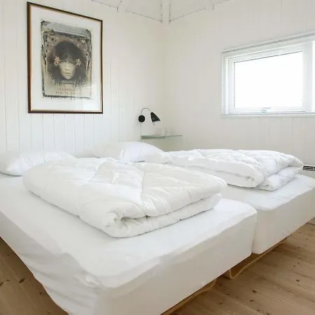 Sleeps 8 Pool Wifi 度假居 *